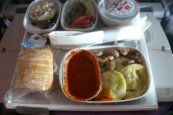 veganska hrana na letalu